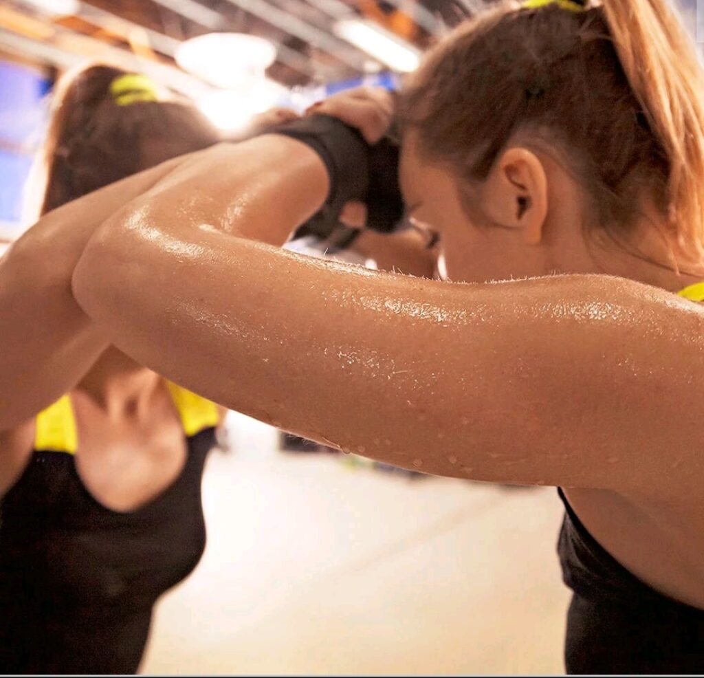 https://voiceofindia.digital/how sweat detoxifies skin